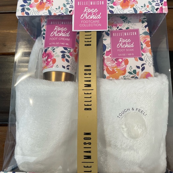 New Rose Orchid Footcare Set - Picture 2 of 4
